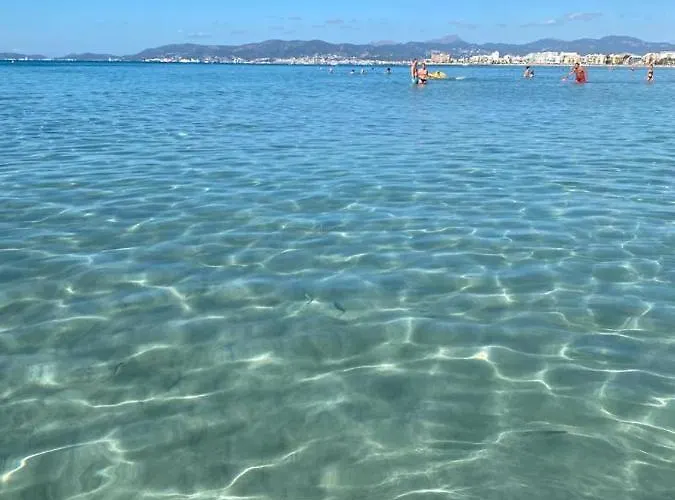 Admiral Plaza, & 公寓 阳光海滩