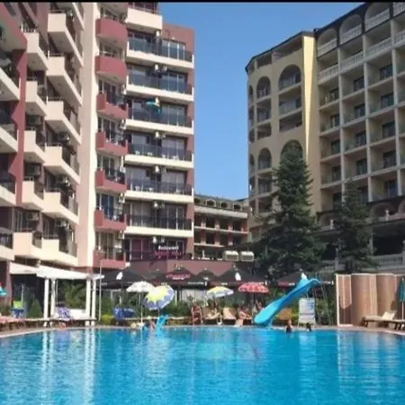 Admiral Plaza, & Apartman Napospart