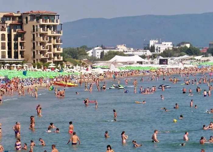 Admiral Plaza, & Apartman *